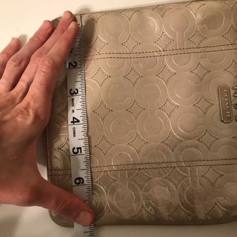 👛 COACH 👛 shimmering quilted crossbody bag - Picture 9 of 9